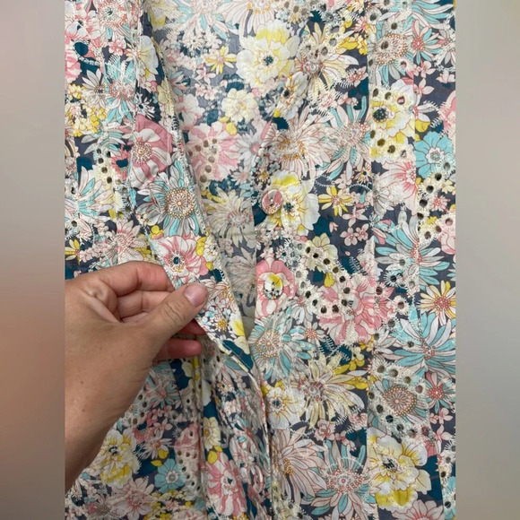 Anthropologie Solitaire Floral Embroidered Blouse - Picture 4 of 4